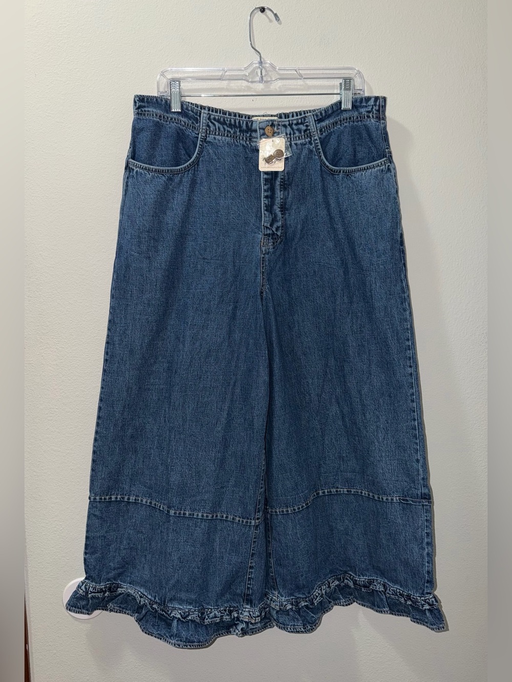 FREE PEOPLE Pants We The Free Love Me Not Bloomer Jeans Wide Leg Crop Large Boho - Picture 2 of 9